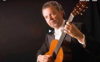 The guitarist Manuel Barrueco is playing Mozart's piano sonata No. 5 in G major on guitar