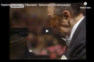 Vladimir Horowitz performs Träumerei, the 7th piece from Robert Schumann's Kinderszenen
