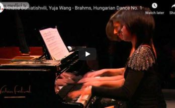 The pianist Yuja Wang and Khatia Buniatishvilli are performing Brahms' first Hungarian Dance.